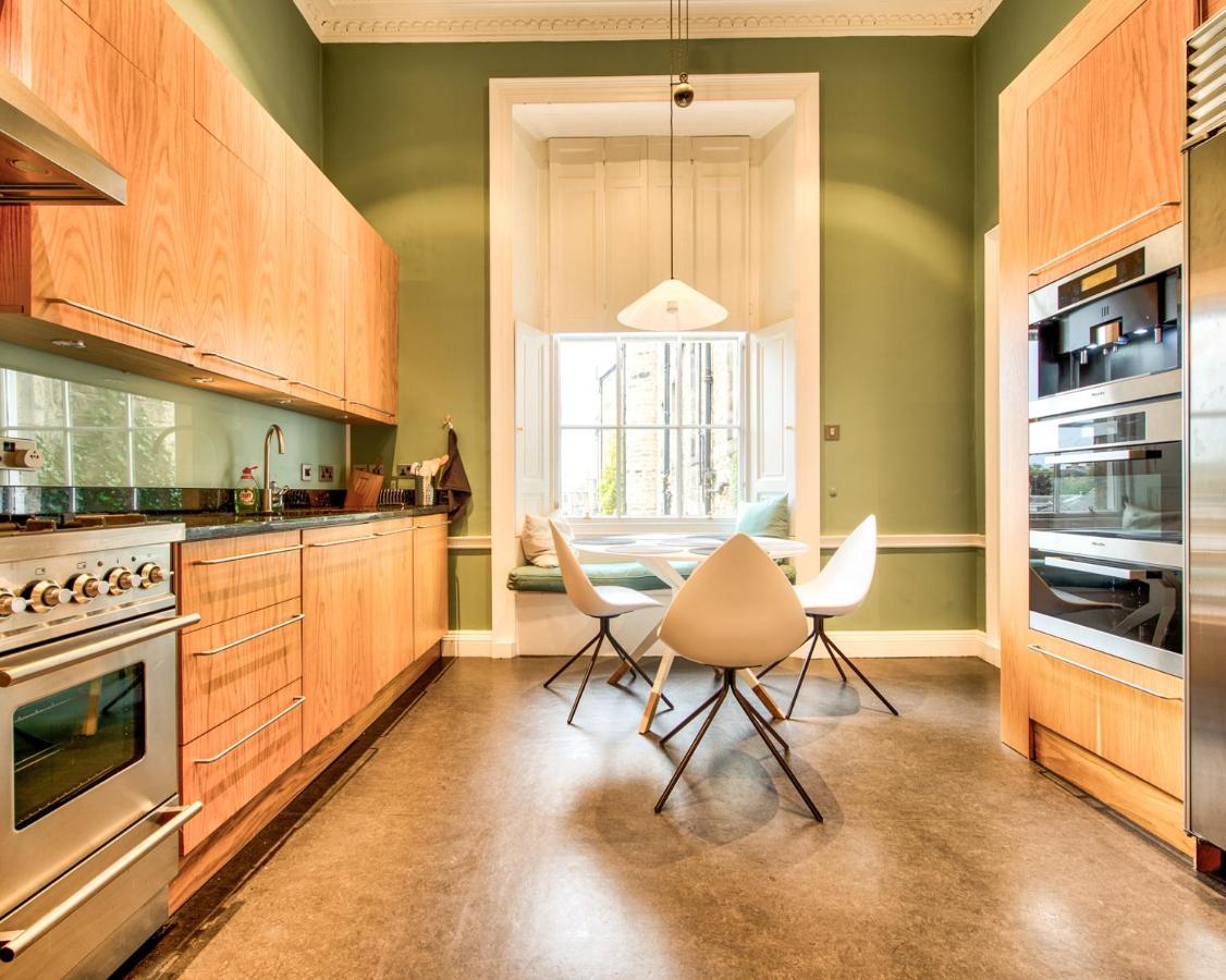 Beautiful City Centre Georgian 4 Bed Townhouse With Private Garden Edimburgo Exterior foto