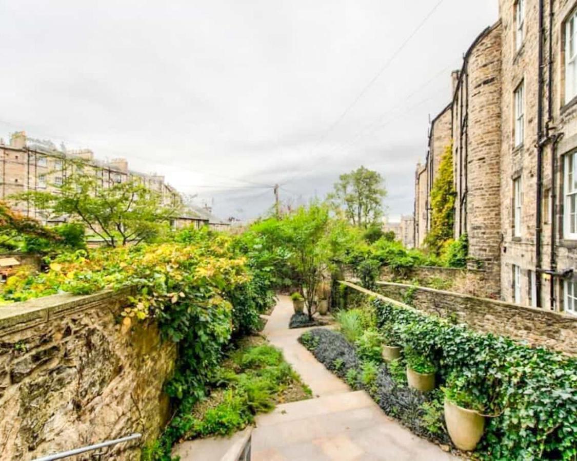 Beautiful City Centre Georgian 4 Bed Townhouse With Private Garden Edimburgo Exterior foto